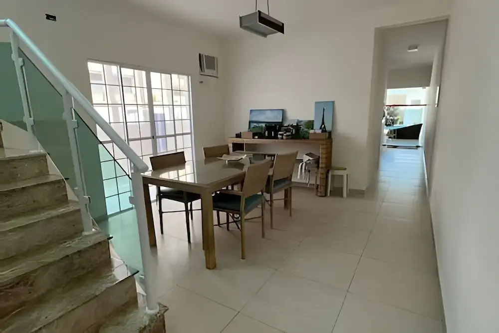 Casa com piscina em Boraceia