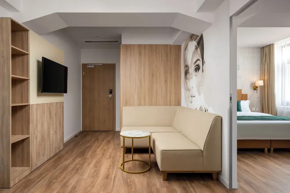 Hotel Epica