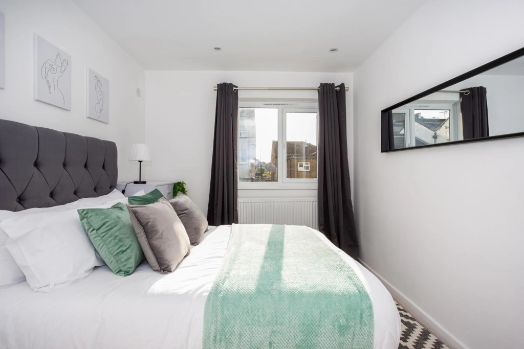Hamlet Mews by Sorted Stay