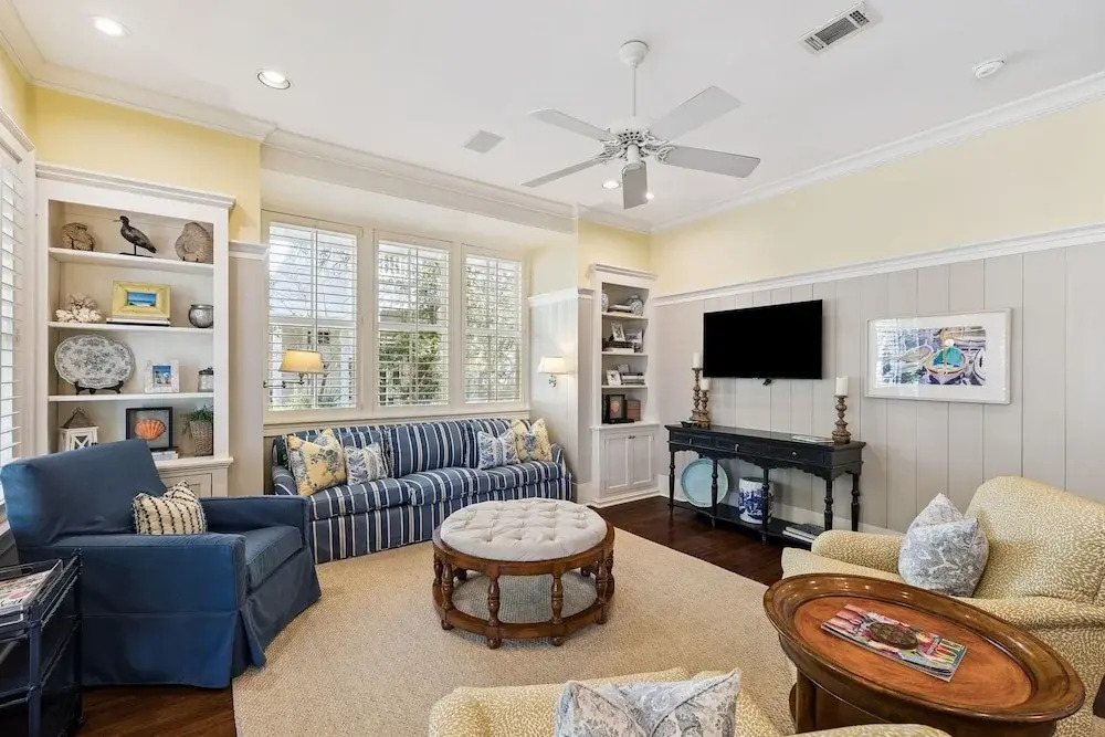 Short Walk to Beach Club, Close to Seaside 3BR Home & Carriage House home