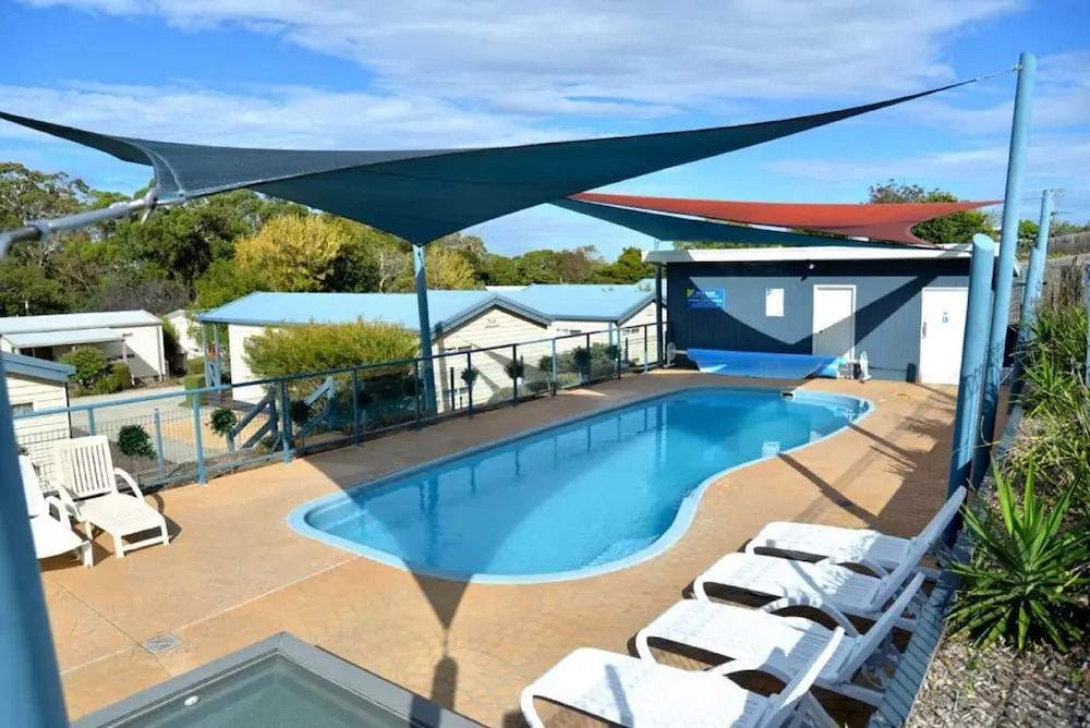 Metung Holiday Villas