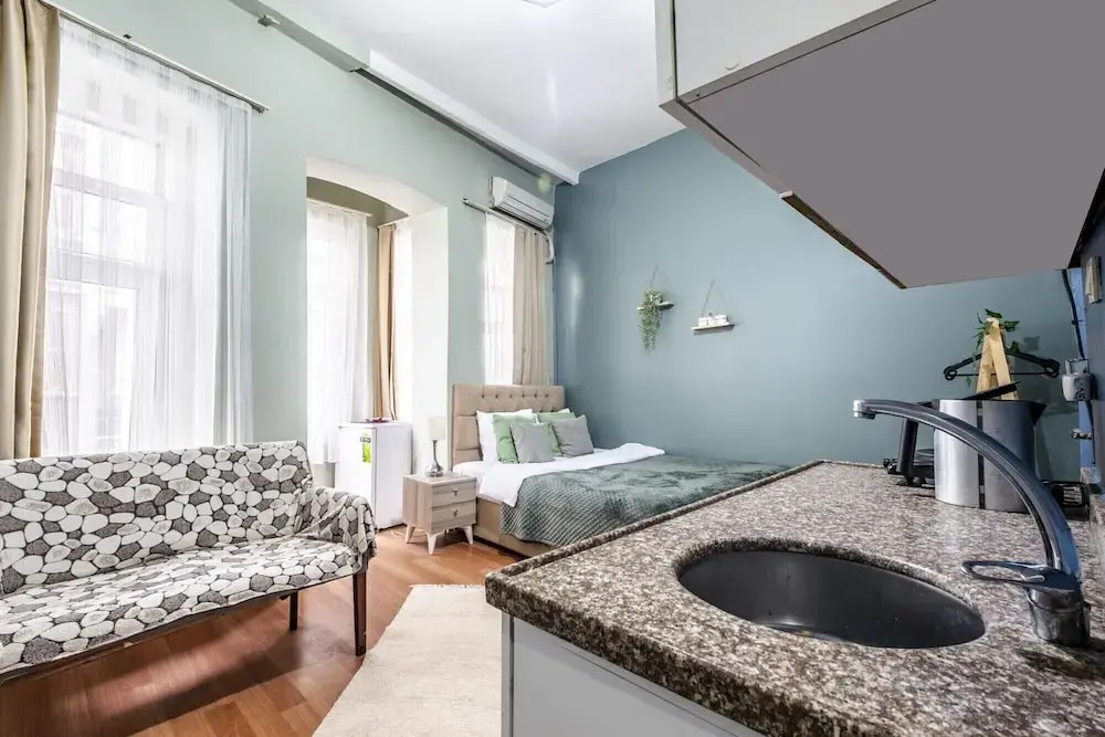 Cozy and Central Studio Flat in Beyoglu