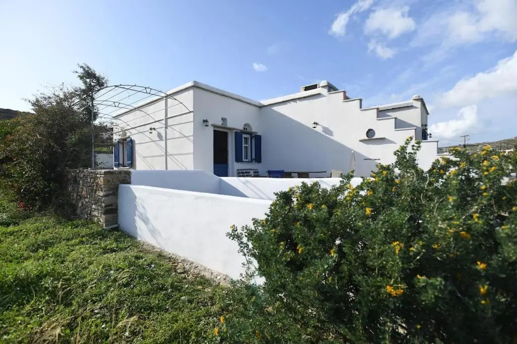 Lovely Studio Apartment For 2 Ppl In Tinos