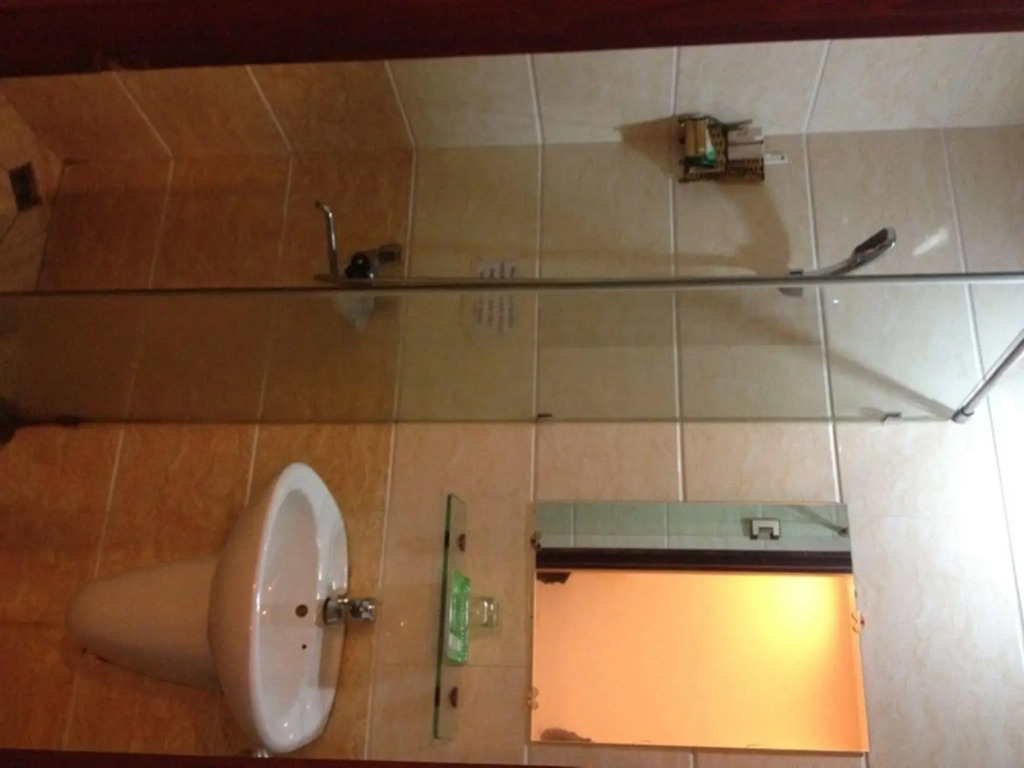 OYO 422 Nguyen Thanh Hotel