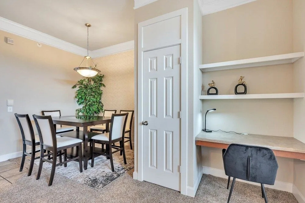 City View & Poolview Apartment With Full Kitchen 2 Bedroom Apts by Redawning
