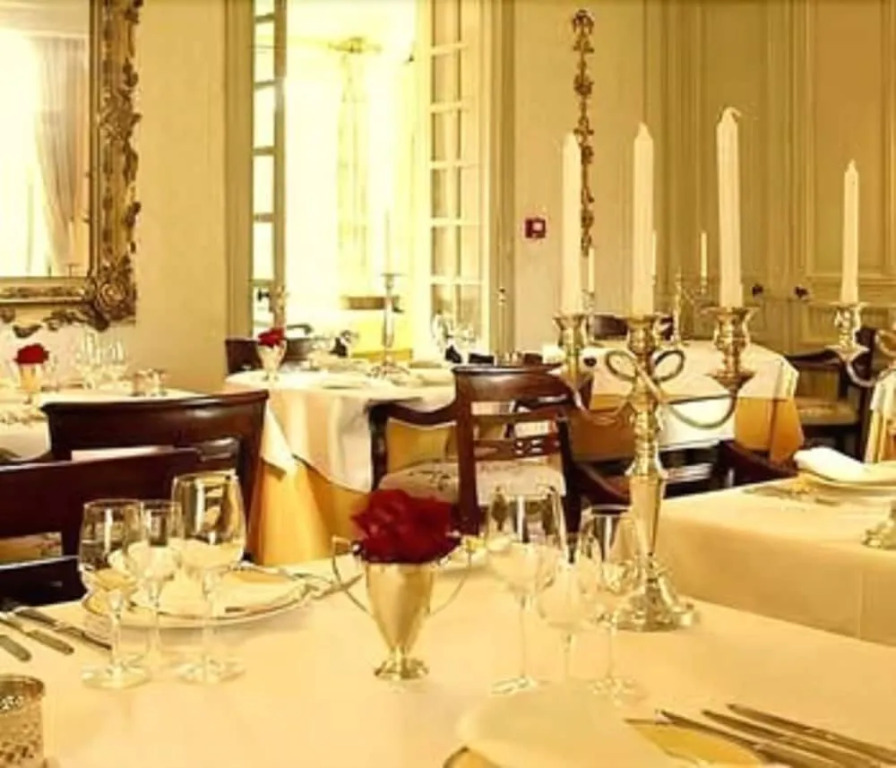 Chateau Le Mas De Montet