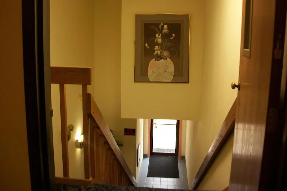 Lodi Valley Suites