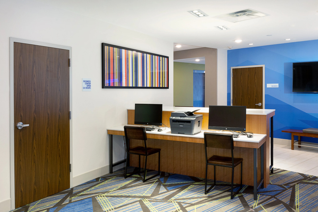 Holiday Inn Express & Suites - Wentzville St Louis West by IHG