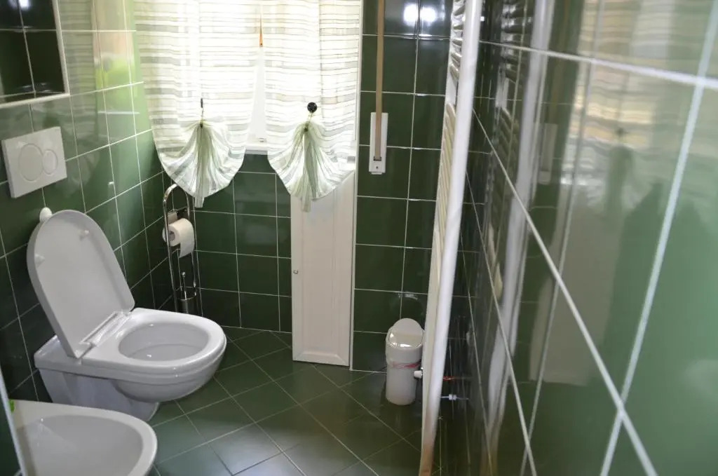Green Apartment