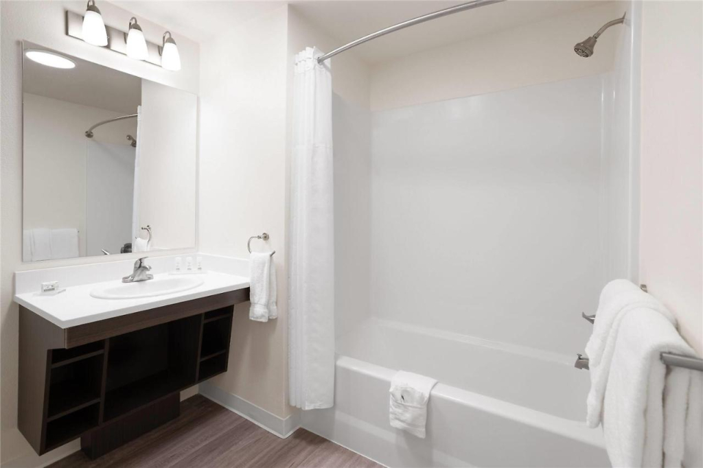 Hawthorn Extended Stay by Wyndham Jackson Alpine