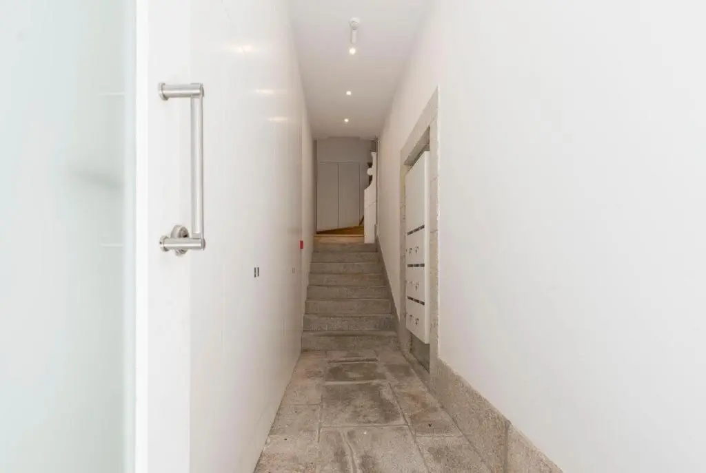 LovelyStay - Allderman Apartment - Almada 3º F