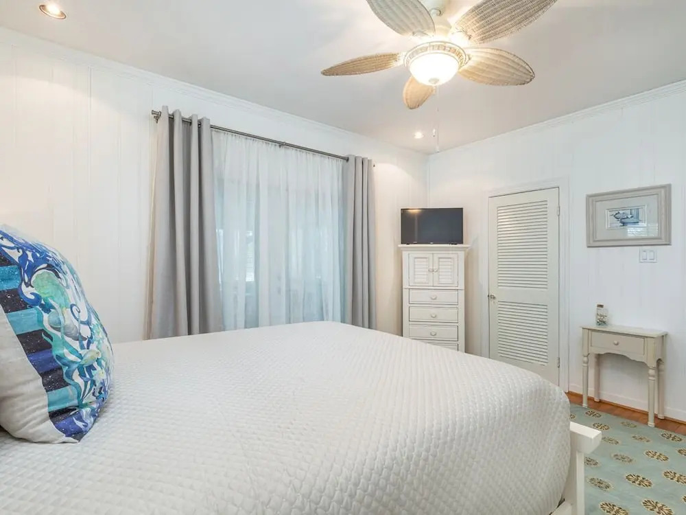 Hang Ten by Tybee Vacation Rentals