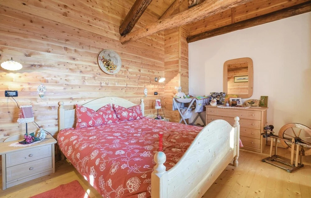 Lovely Home In Lamonbl With Wifi