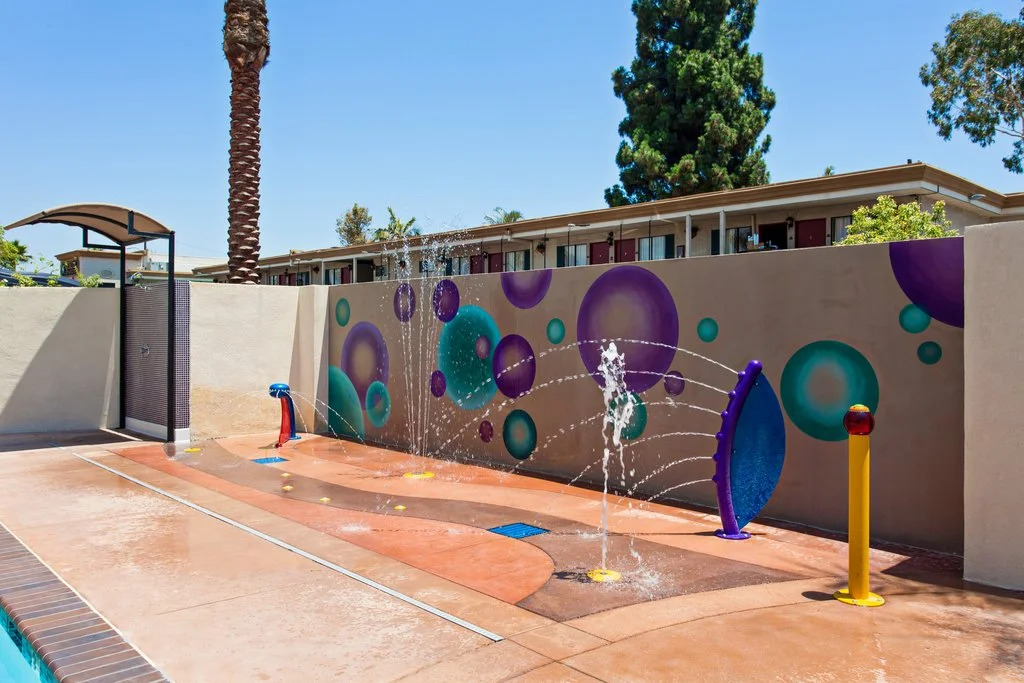 Holiday Inn Express & Suites Anaheim Resort Area by IHG