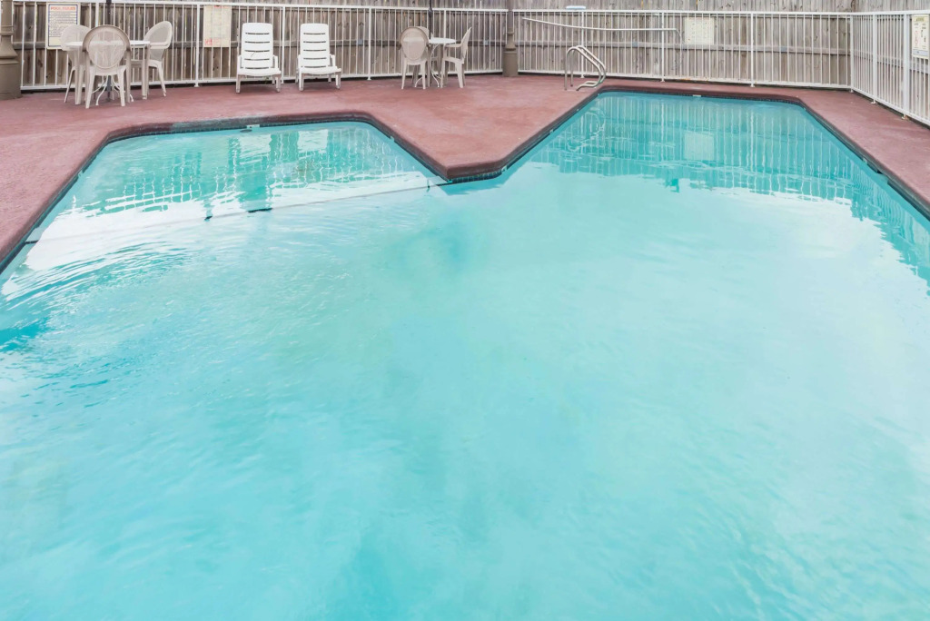 Days Inn by Wyndham Waco Near Downtown University