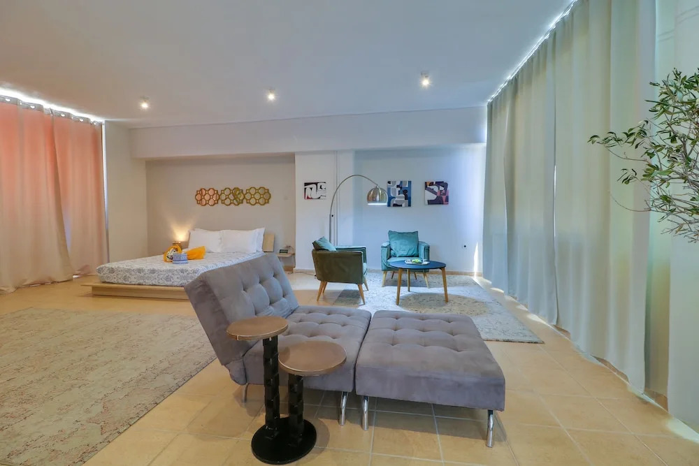 ACM Acropolis Apartments