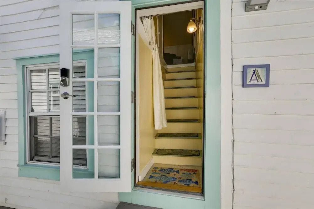 Windchime by Avantstay Walk to Duval Street Month Long Stays Only