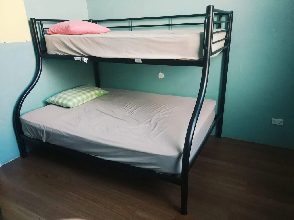 Sundancer Backpackers Hostel