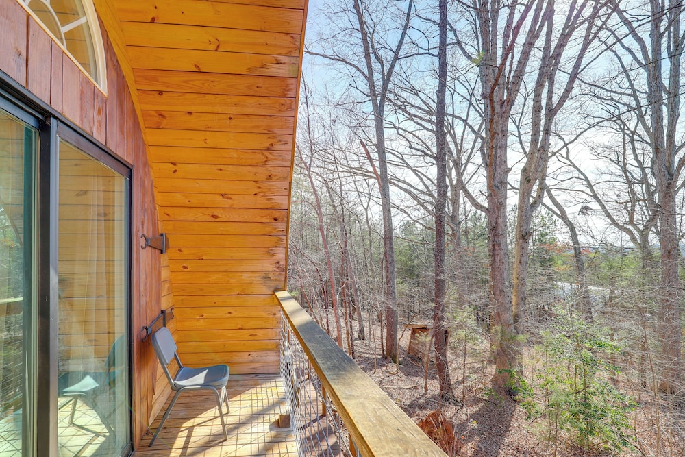 Mtn Cabin 1 Mi to Tiec: Outdoor Kitchen + Fire Pit