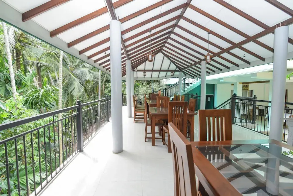 OYO 279 Rivelka Garden Resort
