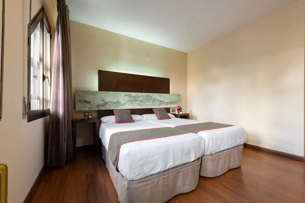 OYO Hotel Francabel