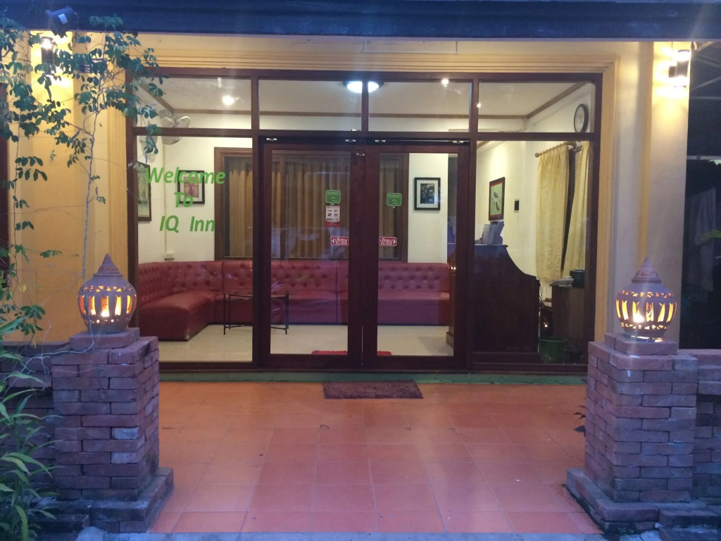 IQ Inn