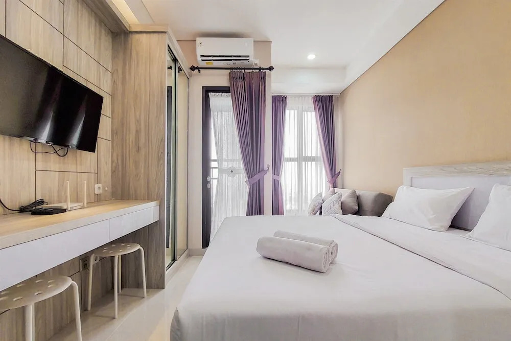 Cozy Living Studio At Transpark Bintaro Apartment