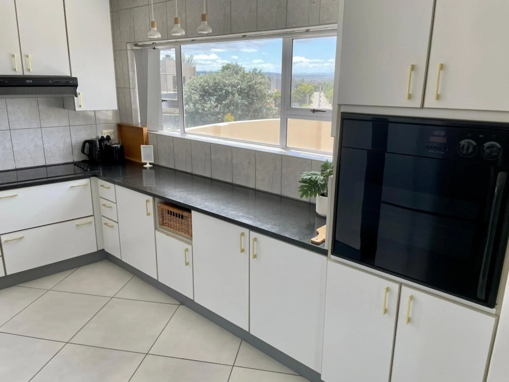 On Point Beach House - Jeffreys Bay