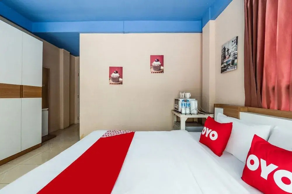 OYO 826 Cozy Rooms