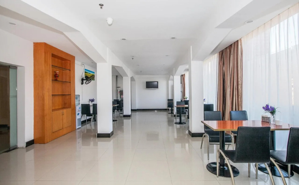 Hanting  Express Wuhan Jiang Han Road
