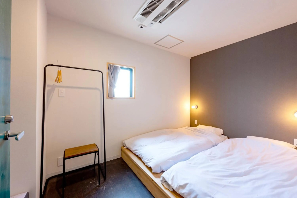 plat hostel keikyu minowa forest