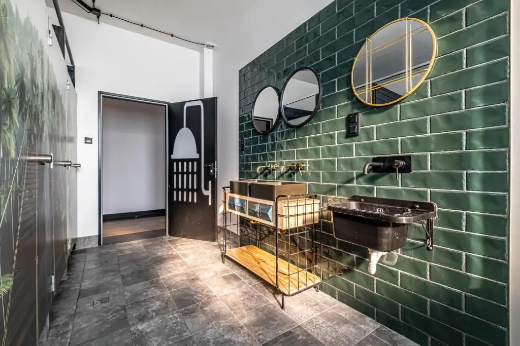Vola Hostel
