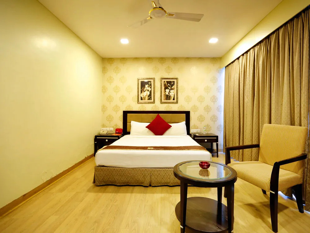 Oyo Premium Himayathnagar