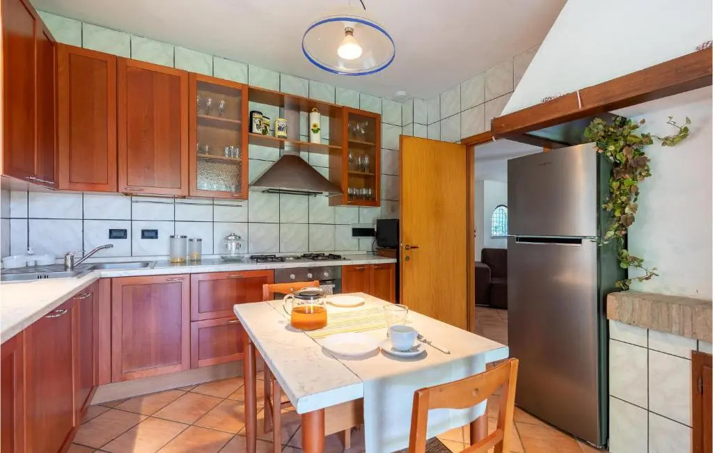 Amazing Home In Umbertide With Kitchen