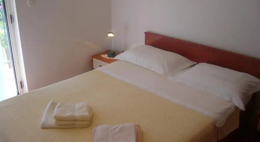 Holiday home Grohote
