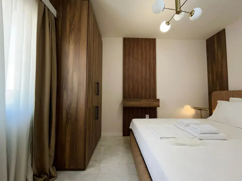 The House Rooms