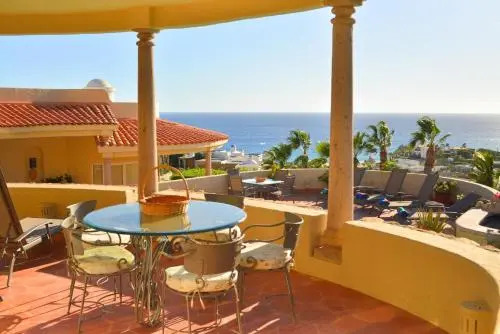 Villa Lorena by Cabo Villas