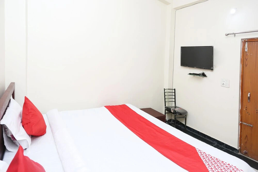 OYO 38149 Shiva Guest House