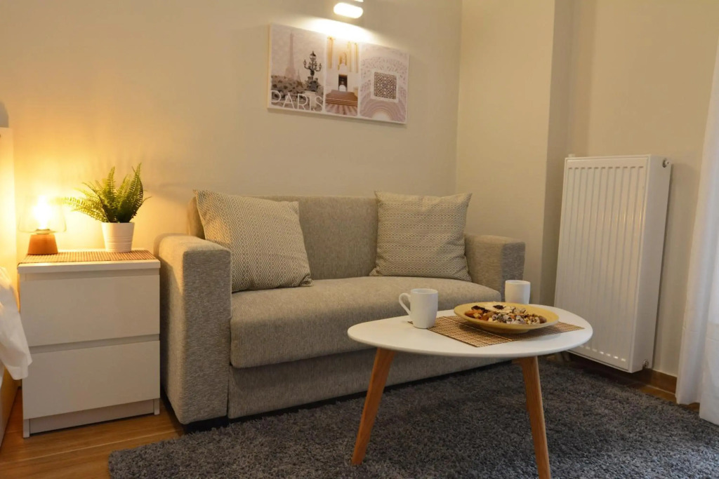 Studio Posh with garden in Kolonaki