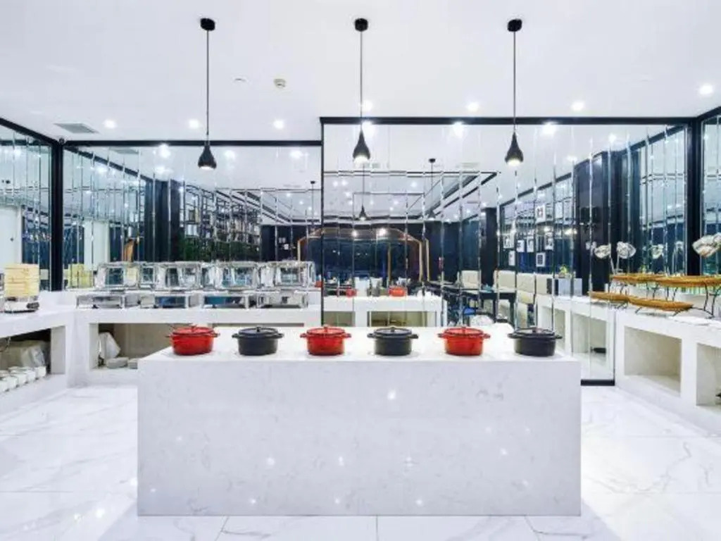 Xana Hotelle (Tianjin Huaming Binhai International Airport)