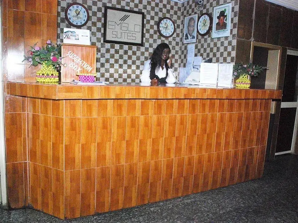 Emglo Suites