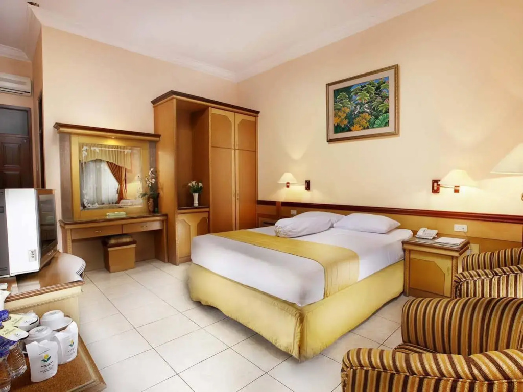 Ning Tidar Hotel