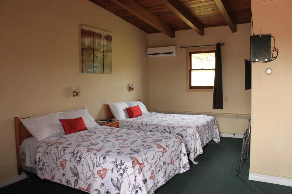 Oasis Motel