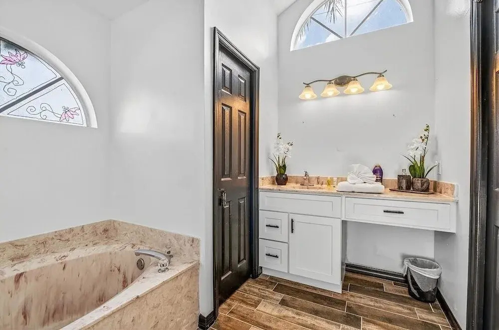 Relaxing Family Retreat In The Heart Of Sebastian 3 Bedroom Home
