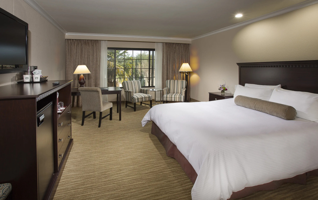 Coast Burbank Hotel