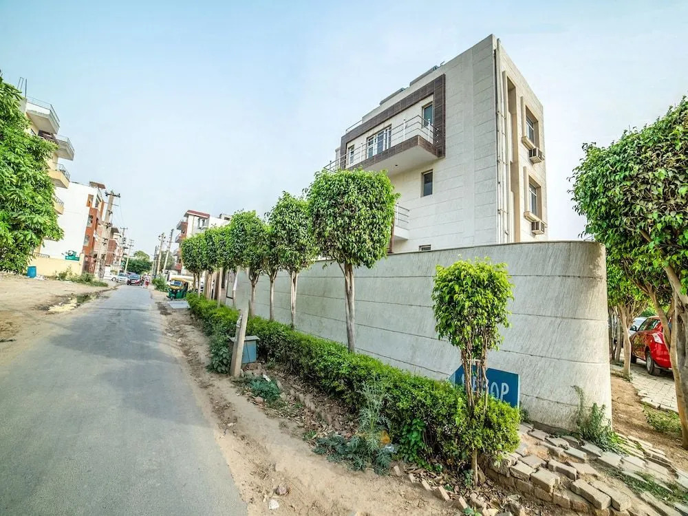 OYO 14545 Hotel Blueleaf