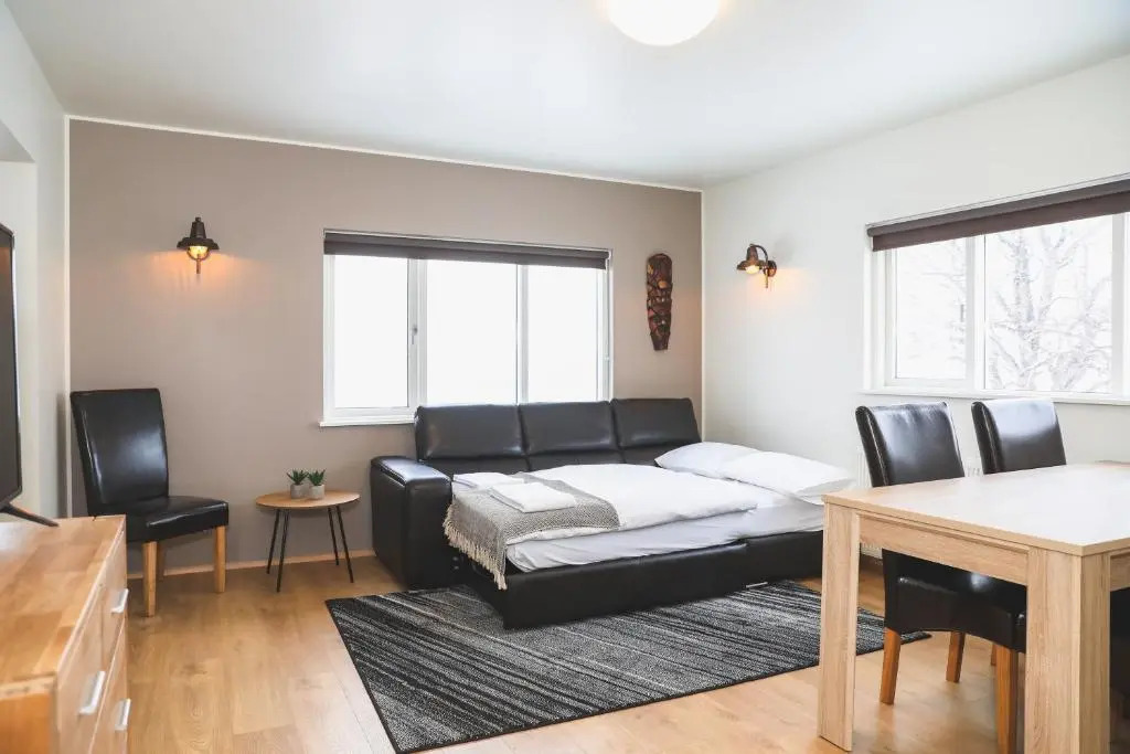 E18 Apartments