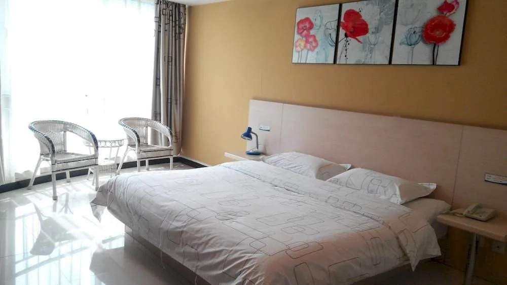 Shijiazhuang City Inn