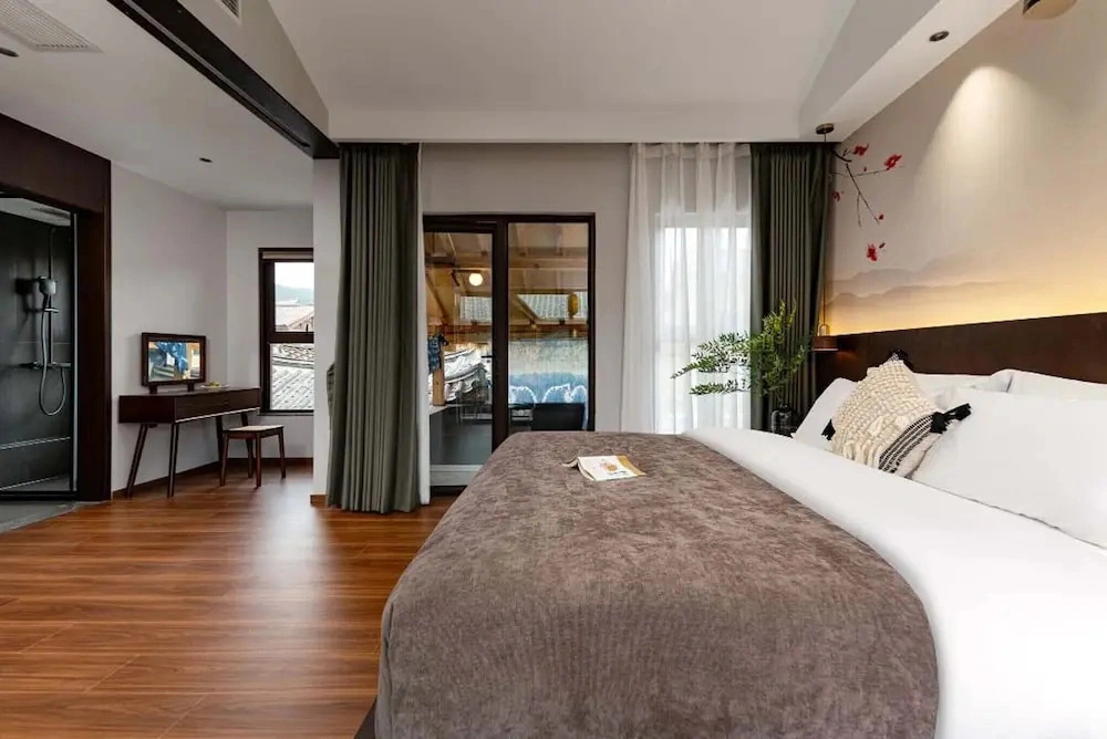 Aofeng Tangquan Secluded Villa