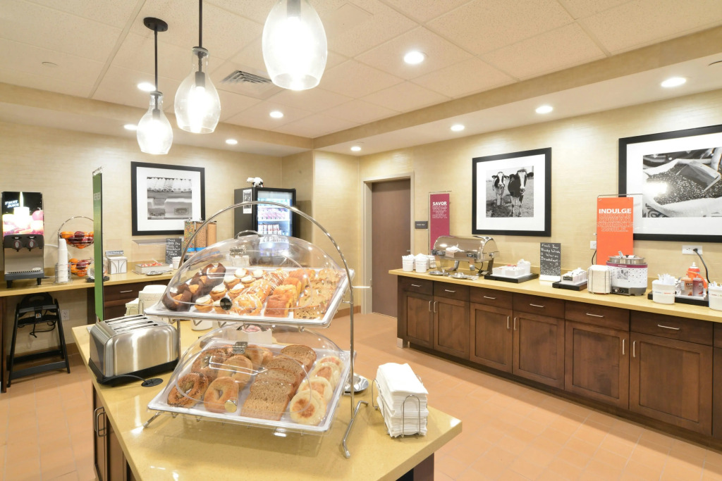 Hampton Inn & Suites Menomonie-UW Stout